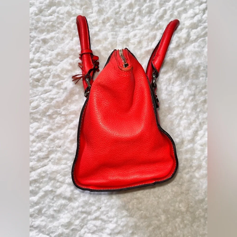 TIGNANELLO CORAL COLORED HANDBAG